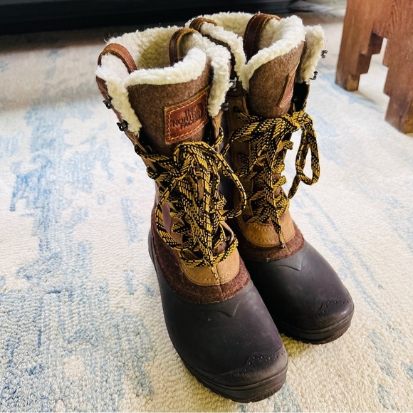 The North Face Shellista III Mid Snow Boots SIZE 8 EXCELLENT CONDITION - Picture 9 of 14